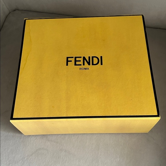 FENDI FF Zucca Wool Scarf NEW - Picture 11 of 13